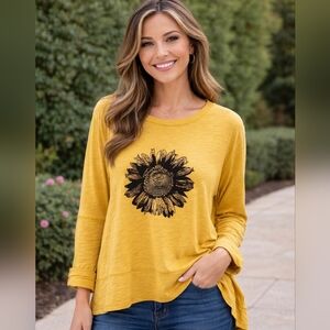 Sunflower Print Long Sleeve Top in Mustard